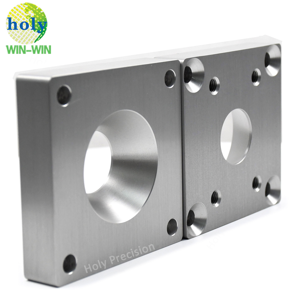 Fabrication personnalisée CNC Usining Block de refroidissement en aluminium avec anodisation claire